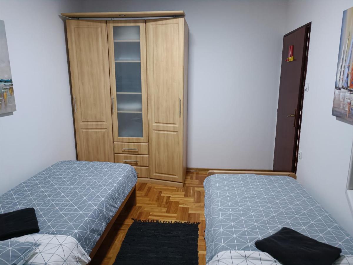 Serbian Home With Garden Krnjaca Екстериор снимка